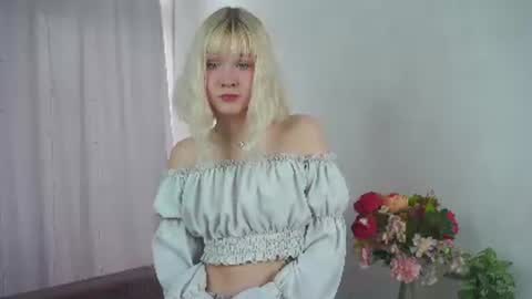 Snapshot of saraigoodrick chatting on February 24, 2026, 9:40 am Kivi online show from February 24, 2026, 9:40 am