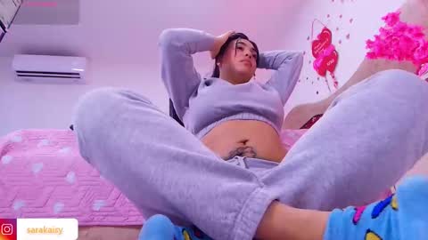 Snapshot of sarak_ chatting on February 6, 2026, 11:57 am Sara online show from February 6, 2026, 11:57 am