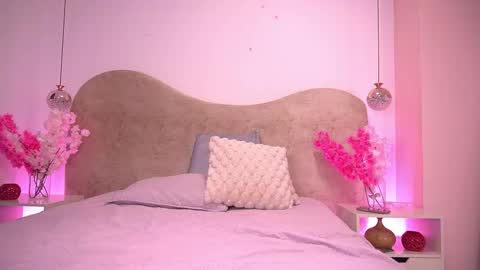 Snapshot of sarak_ chatting on February 24, 2026, 11:52 am Sara online show from February 24, 2026, 11:52 am