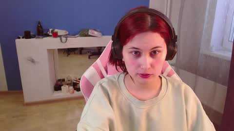 Snapshot of sarakinski chatting on April 21, 2026, 11:05 am Sara online show from April 21, 2026, 11:05 am