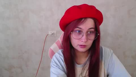Snapshot of sarakinski chatting on May 28, 2026, 11:07 am Sara online show from May 28, 2026, 11:07 am