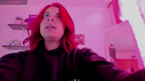 sara  online show from March 5, 2026, 4:58 pm