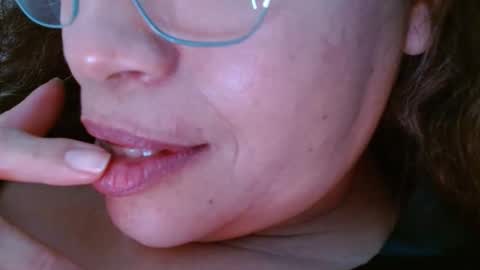 Snapshot of saralove2 chatting on January 24, 2025, 6:04 pm sara online show from January 24, 2025, 6:04 pm