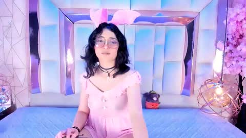 Snapshot of saramartini2 chatting on November 4, 2025, 5:50 am sara online show from November 4, 2025, 5:50 am