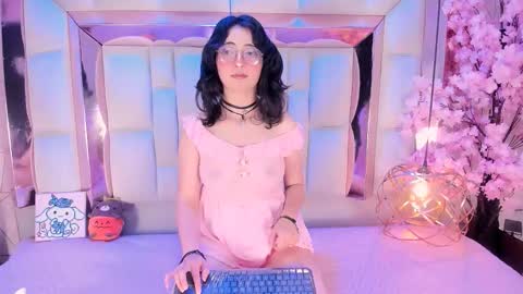 Snapshot of saramartini2 chatting on November 15, 2025, 6:22 am sara online show from November 15, 2025, 6:22 am