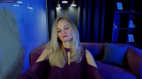 Snapshot of sarasubtlety chatting on September 16, 2025, 1:34 pm Sara online show from September 16, 2025, 1:34 pm