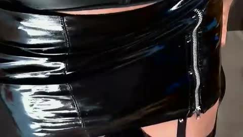 Anything you like online show from February 7, 2025, 10:20 pm