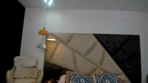 Snapshot of sarawagner_ chatting on October 27, 2025, 12:15 am online show from October 27, 2025, 12:15 am