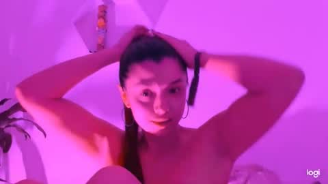 Snapshot of saray2312 chatting on December 16, 2024, 10:45 pm Saray online show from December 16, 2024, 10:45 pm