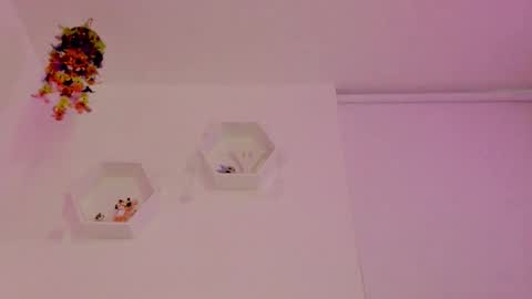 Snapshot of saray2312 chatting on September 24, 2025, 11:19 pm Saray online show from September 24, 2025, 11:19 pm