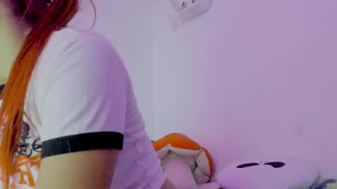 Snapshot of saray2312 chatting on November 5, 2025, 11:27 pm Saray online show from November 5, 2025, 11:27 pm