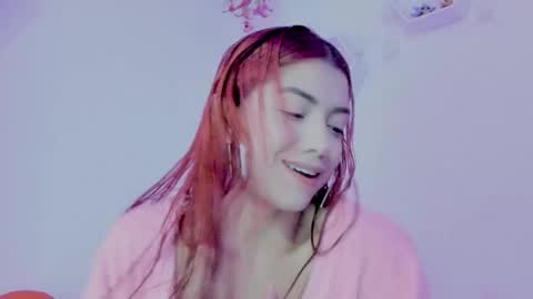 Snapshot of saray2312 chatting on November 7, 2025, 11:16 pm Saray online show from November 7, 2025, 11:16 pm