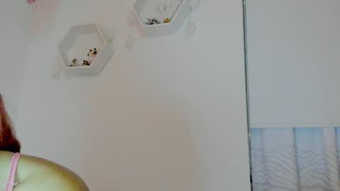 Snapshot of saray2312 chatting on November 14, 2025, 11:24 pm Saray online show from November 14, 2025, 11:24 pm