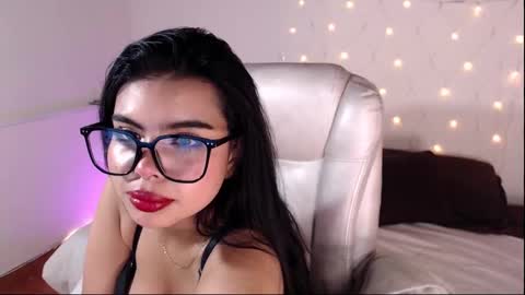 saray__jones online show from March 12, 2025, 1:08 pm