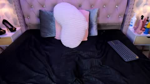 Snapshot of sarayjoness chatting on February 26, 2025, 2:57 pm Saray online show from February 26, 2025, 2:57 pm