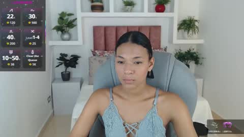 Saray Vega online show from November 14, 2025, 7:34 pm