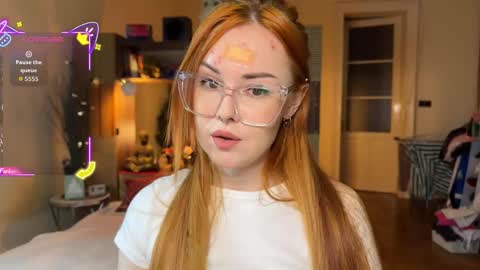 Snapshot of sargonium909 chatting on October 20, 2025, 5:46 pm Veronika online show from October 20, 2025, 5:46 pm