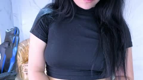 Sara  online show from March 23, 2026, 8:02 pm