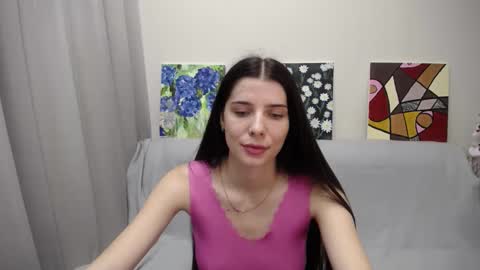 Snapshot of sarra_rich chatting on January 21, 2025, 9:03 am Rich online show from January 21, 2025, 9:03 am