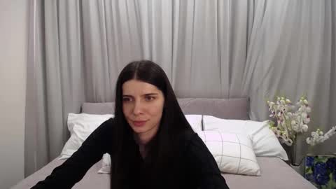 Snapshot of sarra_rich chatting on February 5, 2025, 12:06 pm Rich online show from February 5, 2025, 12:06 pm