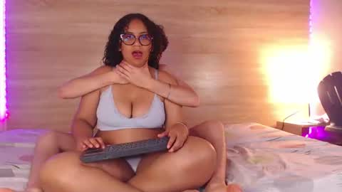 Snapshot of sasahsalomefon chatting on June 30, 2026, 4:02 am Sasha Y Felipe online show from June 30, 2026, 4:02 am