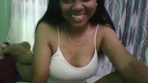 Anaelle online show from December 21, 2025, 1:07 pm