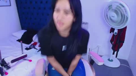 Sasha online show from December 3, 2025, 3:14 am