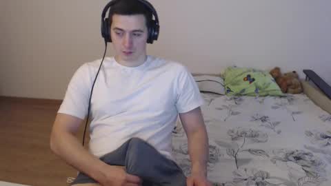 sasha_calvin online show from September 25, 2025, 2:21 pm