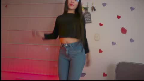 Snapshot of sasha_jonne chatting on April 25, 2026, 2:14 am sasha_jonne online show from April 25, 2026, 2:14 am