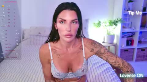 Snapshot of sasha_miro chatting on June 26, 2026, 4:06 am Sasha Miro online show from June 26, 2026, 4:06 am