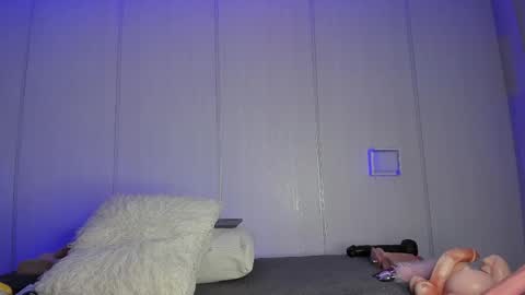 Sasha  online show from April 1, 2026, 11:44 am