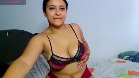 Snapshot of sasha_rose23 chatting on April 23, 2026, 8:22 pm Camila online show from April 23, 2026, 8:22 pm