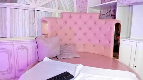 Snapshot of sasha_rose___ chatting on May 5, 2026, 11:40 am sasha online show from May 5, 2026, 11:40 am