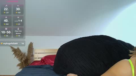 Snapshot of sasha_silk chatting on December 2, 2025, 8:37 pm Sasha Silk online show from December 2, 2025, 8:37 pm