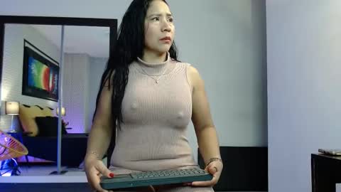 Sasha  online show from November 5, 2025, 11:21 am