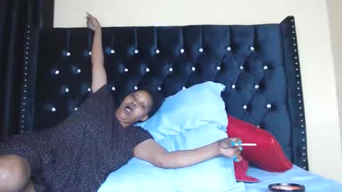 Your Blow Job Queen. online show from January 7, 2026, 11:40 pm