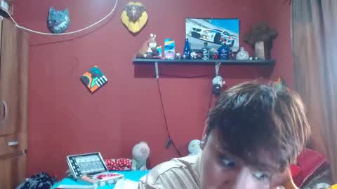 S A S H A R O S E online show from March 19, 2026, 1:37 pm