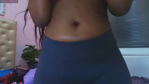 SashhaLux22 online show from March 7, 2025, 9:40 am