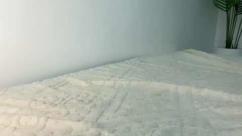 sashi_kaye online show from July 7, 2026, 7:23 am