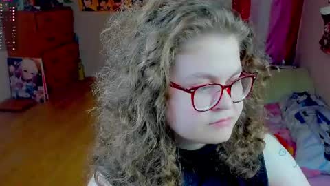 Snapshot of sashy_way chatting on July 4, 2026, 9:32 pm .Alexandra online show from July 4, 2026, 9:32 pm