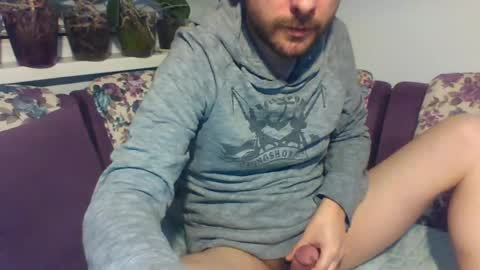 Snapshot of sasko877 chatting on December 1, 2024, 8:20 pm sasko877 online show from December 1, 2024, 8:20 pm