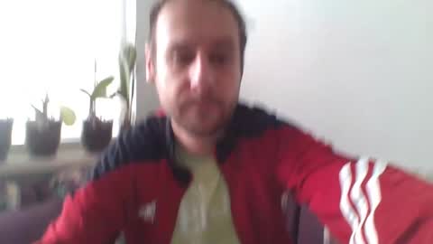 Snapshot of sasko877 chatting on December 30, 2024, 9:37 am sasko877 online show from December 30, 2024, 9:37 am