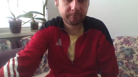 Snapshot of sasko877 chatting on March 3, 2025, 12:16 pm sasko877 online show from March 3, 2025, 12:16 pm