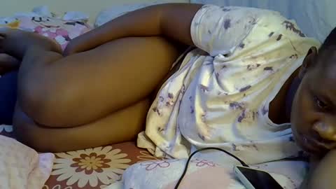 sassy_bella online show from September 23, 2025, 3:26 pm