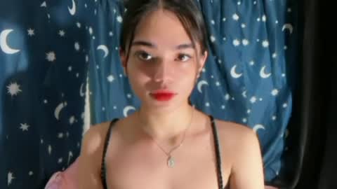 Snapshot of sassy_keath chatting on June 14, 2026, 5:53 am Keath online show from June 14, 2026, 5:53 am