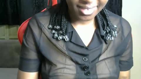 Snapshot of sassy_lyne chatting on April 17, 2026, 6:16 am sassy_lyne online show from April 17, 2026, 6:16 am