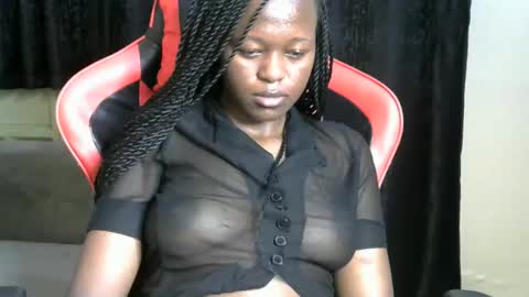 Snapshot of sassy_lyne chatting on May 8, 2026, 5:02 am sassy_lyne online show from May 8, 2026, 5:02 am