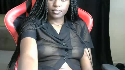 Snapshot of sassy_lyne chatting on May 10, 2026, 10:31 am sassy_lyne online show from May 10, 2026, 10:31 am