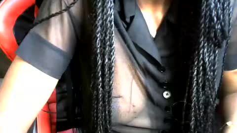 Snapshot of sassy_lyne chatting on May 16, 2026, 10:36 am sassy_lyne online show from May 16, 2026, 10:36 am