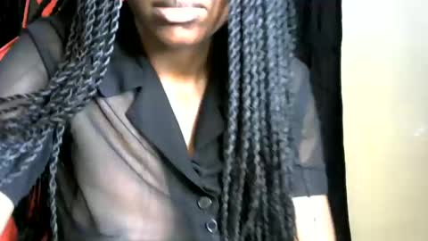 Snapshot of sassy_lyne chatting on May 22, 2026, 10:59 pm sassy_lyne online show from May 22, 2026, 10:59 pm